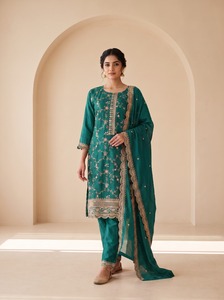Traje de seda bordado con trabajo de zari para mujer, ropa tradicional india y pakistaní para bodas, largo hasta el tobillo, corte regular. - Product Image 2