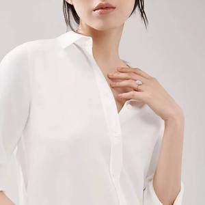 Anillos de Plata Maciza Hechos a Mano de Primera Calidad con Detalles Intrincados, Diseño Ligero para Aniversario, Disponibles al Mejor Precio - Product Image 4