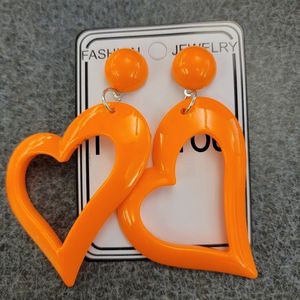 H CRAFT Boucles d'oreilles à clip en résine faites à la main pour femmes, classiques, élégantes, légères, bijoux de mode, colorées, design personnalisé - Product Image 5