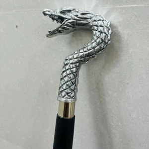 Bastón de Madera Pulida Hecho a Mano con Empuñadura de Cabeza de Serpiente de Latón Plateado Estilo Victoriano para Halloween y el Día de la Madre - Product Image 1