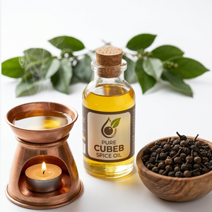 Huile essentielle de Cubeb de qualité export pour l'industrie parfumerie, les mélanges aromatiques et la fabrication de produits de soins personnels - Product Image 1