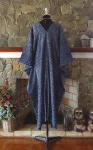 Robe caftan décontractée en coton mélangé à rayures japonaises, col en V, coupe ample, légère, pour femmes, idéale pour la détente et l'été - Product Image 4