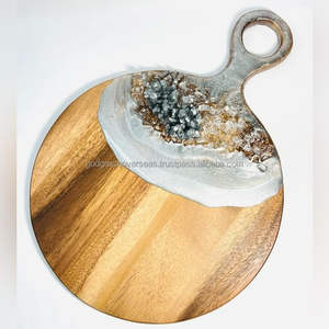 Tabla de cortar de madera de Acacia, tabla de cortar de resina epoxi, tabla de queso de resina oceánica, tabla de cortar de resina epoxi con mango - Product Image 6