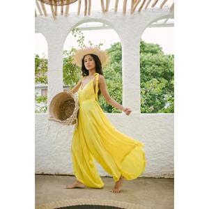 Combinaison longue jaune pour femme, style bohème, sans manches, à jambes larges, élégante tenue de plage estivale - Product Image 4