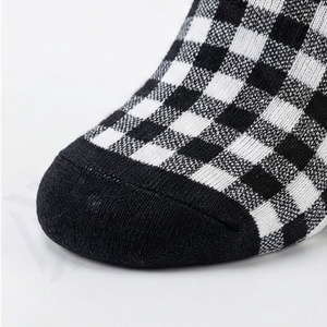 Women <b>Tight</b> Compression Polyester Nylon Running Socks Athletic Sports Support Breathable Moisture Wicking Pro Customized Color - Product Image 6
