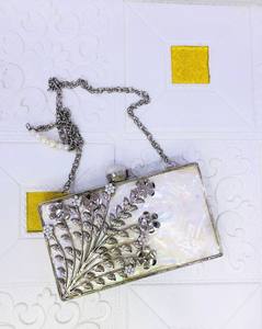 Bolso de mano para mujer, estilo fiesta, Fusion Republik MOP, con pedrería cuadrada, cierre magnético, forro de poliéster, correa de cadena - Product Image 4