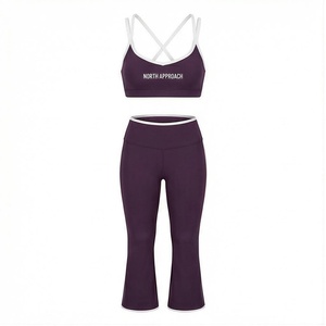 Conjunto de Yoga de 2 Piezas North Approach con Tirantes Cruzados, Pantalones de Cintura Alta hasta la Pantorrilla, Transpirables y sin Costuras - Product Image 1