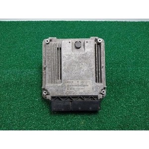 ECUs y Módulos de Computación Usados Sebring 05033701AD - Product Image 1