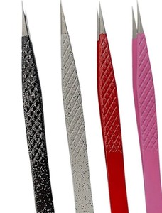 Pinzas para Pestañas DANTRIC IMPLANTS AD-652 de Acero Inoxidable de Precisión, 10 mm, Punta Suave, Agarre Perfecto, Color Negro/Gris/Rojo/Rosa - Product Image 1