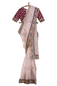 Hermoso sari de diseñador en tela de organza de seda con bordados de hilo y lentejuelas, y blusa en tela de seda mono Benglori con adornos. - Product Image 1