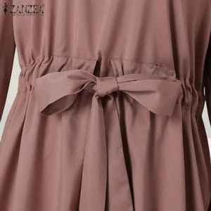 Tenue d'entraînement modeste pour femmes : Haut long à capuche et leggings ajustés – Usine de vêtements personnalisés sous marque privée - Product Image 4