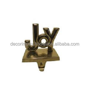 Porte bas de Noël NOEL en laiton vintage avec long crochet qui se termine en tourbillon avec étiquettes de magasin originales New Old Stock - Product Image 4