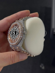 Reloj de Lujo para Hombre con Diamantes, Correa de Acero Inoxidable, Cristal, Números Romanos, Analógico de Cuarzo, Caja Redonda de 30 mm, Cierre de Mariposa - Product Image 3