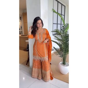 ชุดนักออกแบบสีส้มที่มีด้านบนด้านล่างและ dupatta เพิ่มขึ้นโดยด้ายและขนาดการทำงานลำดับ M - Product Image 3