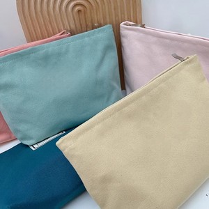 Sacs d'emballage en coton de haute qualité, fabricant de pochettes personnalisées écologiques imprimées pour vêtements, chaussures, cosmétiques et accessoires - Product Image 1