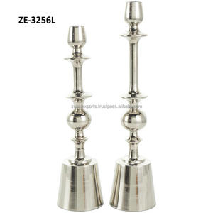 Candelabro de Metal Negro de Lujo para Salas de Estar Modernas, Candelabro Delgado de Metal Hecho a Mano, Elegante para el Hogar - Product Image 5