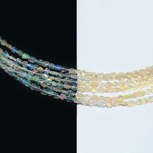 Perles d'opale éthiopienne de haute qualité en forme de pépite de feu multi lisse 3x3 à 4x4 MM brin de pierres précieuses de 16 pouces pour la fabrication de bijoux - Product Image 3
