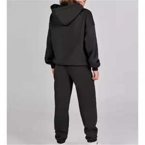 Conjunto Deportivo Informal con Capucha para Mujer, Diseño Sólido, Logotipo Frontal, Transpirable, 100% Algodón Ecológico, de Alta Calidad - Product Image 5