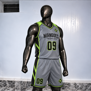 Maillots de basket personnalisés imprimés par sublimation avec numéros de joueur, noms et emblèmes de club - Respirants, écologiques, unisexes pour adultes - Product Image 5