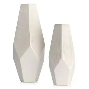 Jarrón de flores decorativo hecho a mano de aluminio para flores, centro de mesa para sala de estar, diseño único, elegante y de primera calidad. - Product Image 2