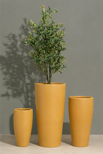 Ensemble de vases modernes en fibre de verre avec trous de drainage - Écologiques et durables, jardinières minimalistes pour la décoration intérieure - Product Image 4