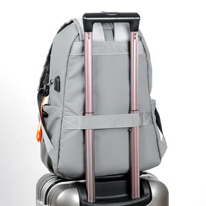 Mochila Unisex de Nailon Estilo Softback con Cierre de Cremallera, Impermeable, Multifuncional, Capacidad de 20-36L, Diseño Minimalista - Product Image 4