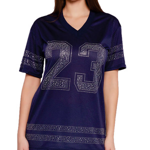 เสื้อเจอร์ซีย์อเมริกันฟุตบอลผู้หญิงสไตล์ Y2K ประดับคริสตัลหรูหรา คอวี ทรงโอเวอร์ไซส์ แฟชั่นเสื้อกีฬา รับผลิตแบบ OEM ODM ขายส่งจากสหรัฐอเมริกา - Product Image 3