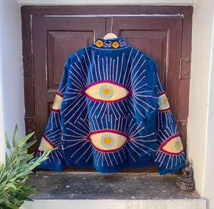 Chaqueta bordada a mano con ojo turco de terciopelo Suzani, estilo bohemio, abrigo llamativo de invierno. - Product Image 5