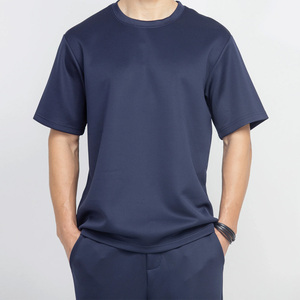 Conjunto deportivo de verano para hombre con diseño bordado personalizado, camiseta y pantalón, ropa deportiva para hombre, éxito de ventas. - Product Image 5