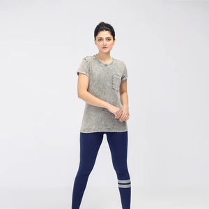 T-shirt Femme Col Rond Manches Courtes Décontracté Ample Vintage Délavé en Coton 100% de Haute Qualité Personnalisable - Product Image 2