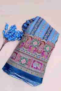 Tissu en crêpe bleu roi en gros, textile imprimé motif éléphant et paon majestueux, matière de luxe pour robe avec bordure cachemire - Product Image 2