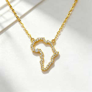 AMBER JEWELS T-3078 Collar con Mapa de África Chapado en Oro con Diamantes, Joyería Unisex Minimalista para Uso Diario, Certificado IGI - Product Image 1