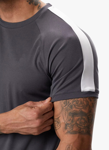 ชุดเสื้อยืดและกางเกงขาสั้นผู้ชายสไตล์วินเทจ ผ้าโพลีเอสเตอร์/คอตตอน ระบายอากาศได้ดี เป็นมิตรกับสิ่งแวดล้อม ขายส่ง - Product Image 5