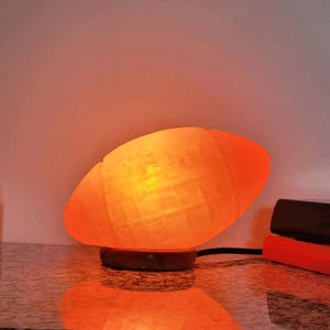 Lámpara de Cristal de Sal Rosa del Himalaya 100% Natural, Nuevo Diseño en Forma de Balón de Fútbol, Técnica de Tallado a Mano, Producto Artesanal Natural - Product Image 4