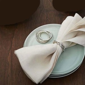 Trendy Stainless Steel Silver Plated Wedding Banquet Decorations Napkin Ring <b>Table</b> Decoration Accessories Napkin Holder - Product Image 1