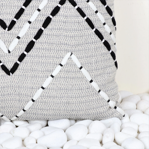 Funda de Cojín Boho Texturizada Gris y Negra Tejida a Mano, Funda de Almohada Decorativa Hecha a Mano para Sofá, Dormitorio, Sala de Estar, Decoración del Hogar - Product Image 2