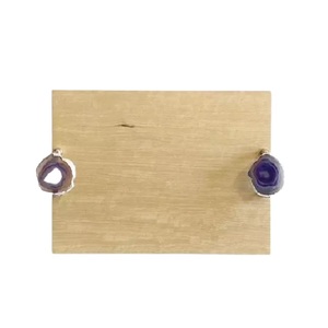 Plateau de service rectangulaire en bois de manguier avec poignée en agate, plateau de service alimentaire artisanal indien, plateaux de service décoratifs rectangulaires modernes - Product Image 1