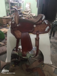 FAB LEATHERS - Silla de Montar Inglesa Ligera para Caballos, Hecha a Mano en Cuero Auténtico, para Paseos y Carreras de Barriles - Product Image 6