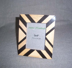 Cadre photo artisanal en os vert incrusté avec verre flexible, tailles personnalisables, pour table et mur - Product Image 3