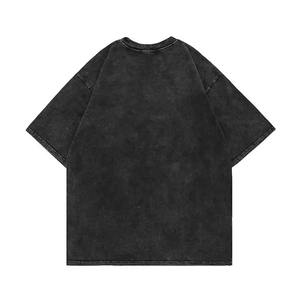 Camiseta de corte cuadrado de algodón pesado de 300GSM con logo personalizado, estilo streetwear, top corto gráfico oversize para hombre - Product Image 4