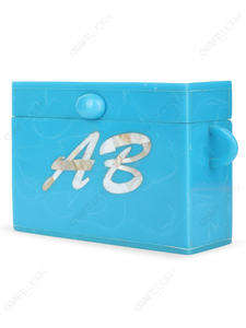 Pochette Mini Box en Résine Aqua avec Chaîne Surdimensionnée et Détail Monogramme Avant – Sac de Créateur Tendance pour Vente en Gros et OEM - Product Image 3