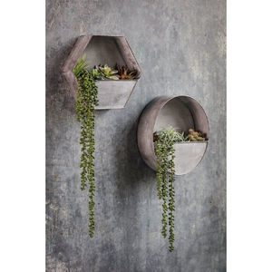 Jardinière murale en métal galvanisé au design fabuleux, style ferme, en tôle robuste, à suspendre pour jardin et maison - Product Image 6