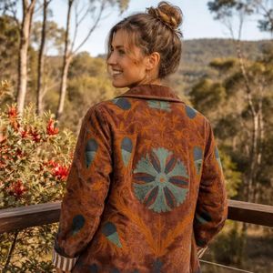 Wholesale Suzani Quilted <b>Jacket</b> Women Silk <b>Velvet</b> Embroidered Breathable Eco-Friendly Floral Stand Collar Open Front Boho Kimono - Product Image 2