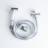 Ensemble de douche à main mural en laiton chromé poli moderne avec pulvérisateur de bidet et robinet d'angle, écologique, pour usage hôtelier