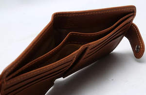 กระเป๋าสตางค์หนังวัวแท้สำหรับผู้ชายแบบสั่งทำขายส่งรุ่นใหม่ล่าสุดปี 2026 ดีไซน์แฟชั่นทันสมัย - Product Image 4