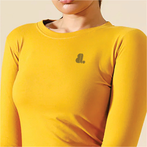 T-shirt pour femme, jaune, manches courtes, col rond, coupe classique, logo, décontracté, tricoté, 100% coton biologique, écologique, séchage rapide, respirant - Product Image 4