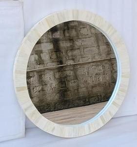 Espejo de Pared con Incrustaciones de Hueso de Diseño, Decoración para el Hogar Hecha a Mano de Primera Calidad - Product Image 1