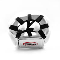 Protège-tête double blanc professionnel personnalisé pour Muay Thai, Boxe, Taekwondo, avec fermeture à boucle réglable, en PU respirant et barre de protection pour les joues