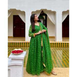 ชุดสูทผ้าชีฟองสีเขียวไซส์ XS ยี่ห้อ Aarya - Product Image 4