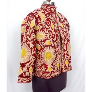 Chaqueta Cotrise con hermoso bordado floral para mujer, estilo vintage, transpirable, con logo en la espalda, mangas largas, cuello redondo, para invierno/otoño - Product Image 4